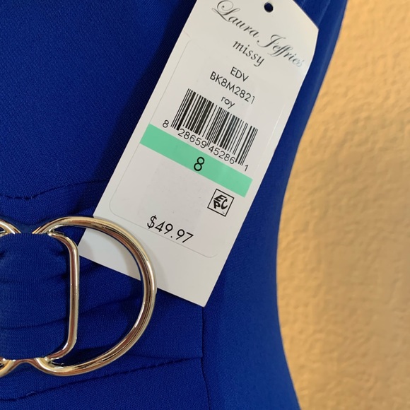 Royal blue cocktail dress with sleeves - Picture 5 of 6